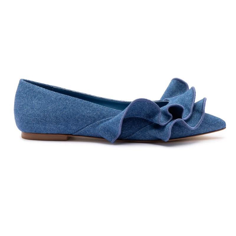 Taylor Swift-approved Larroudé Just Dropped Chic New Shoes for Spring
