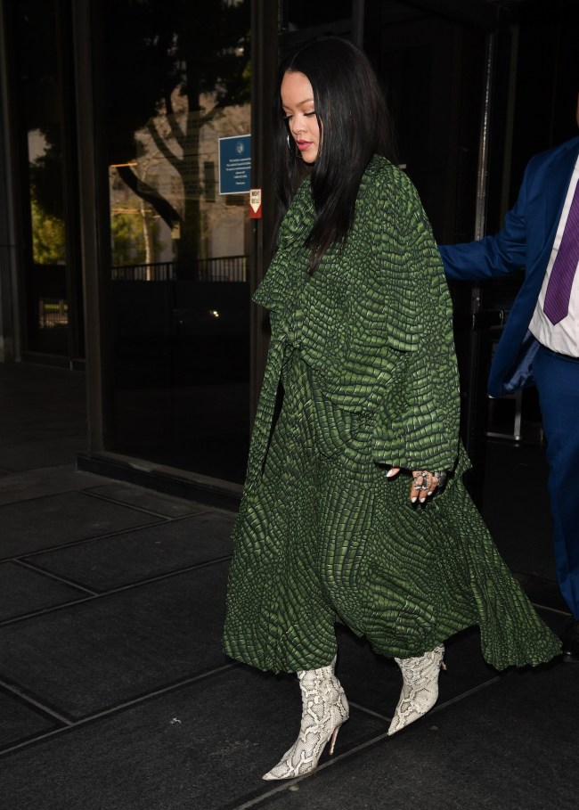 LOS ANGELES, CA - FEBRUARY 14: Rihanna is seen on February 14, 2025 in Los Angeles, California.  (Photo by PG/Bauer-Griffin/GC Images)